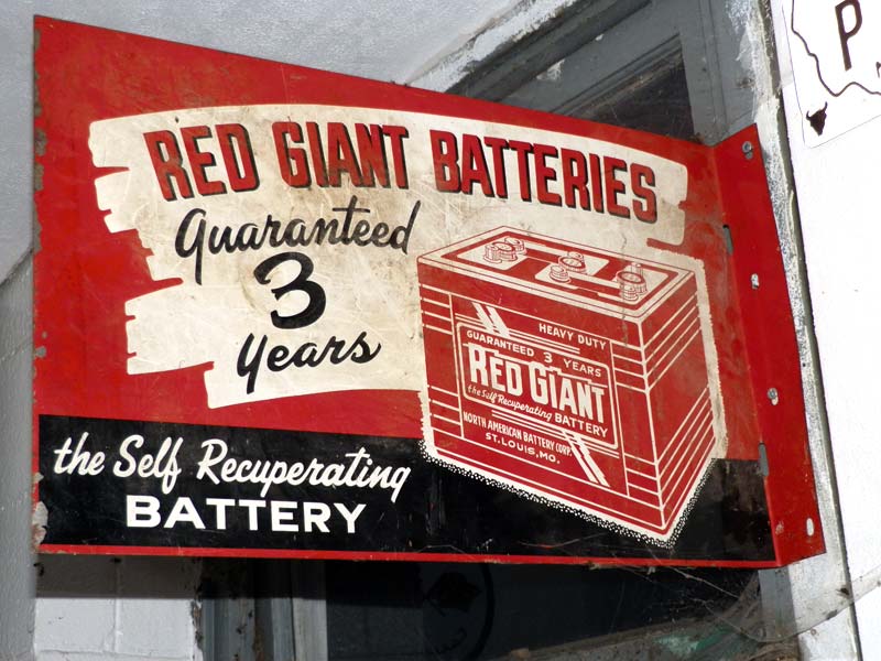 Red Giant Batteries sign
